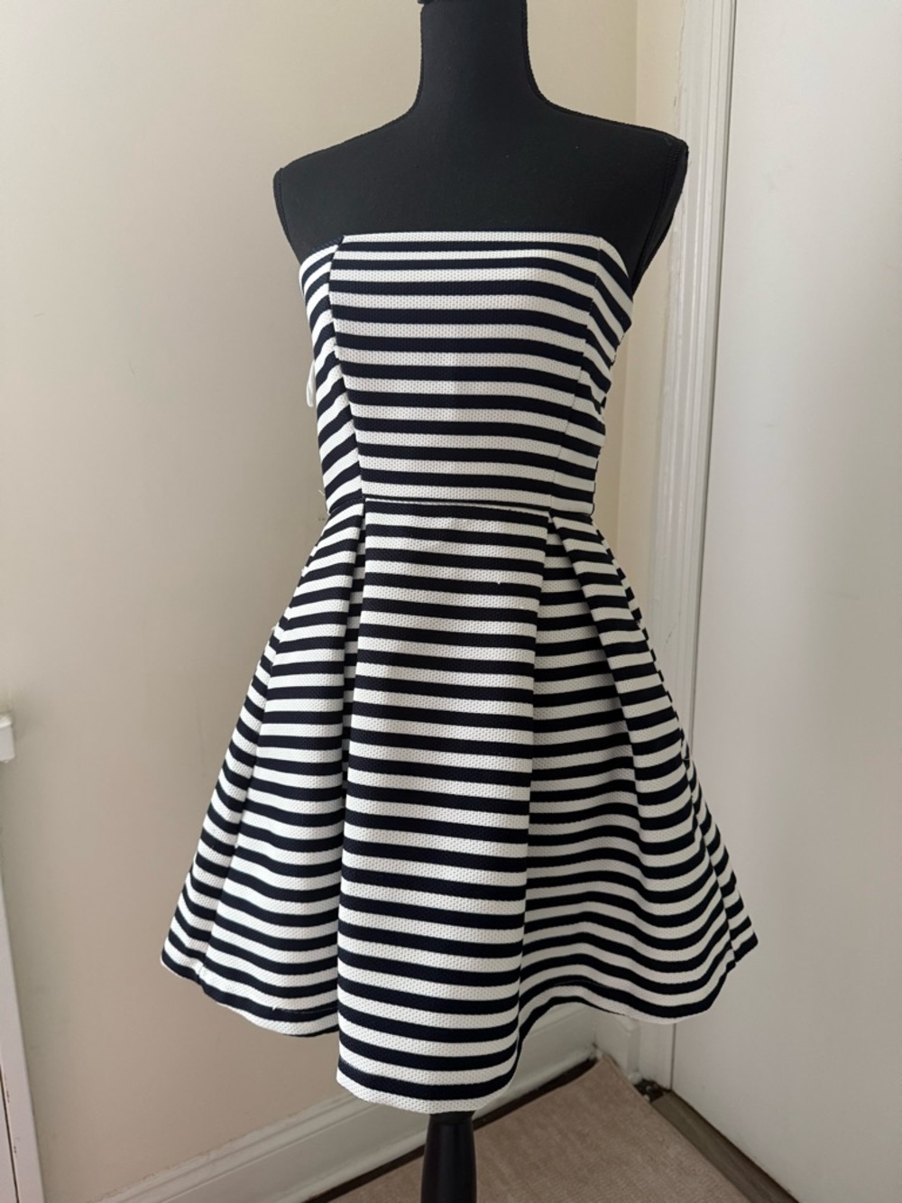 Sans Souci Black and White Strapless Striped Fit-and-Flare Dress